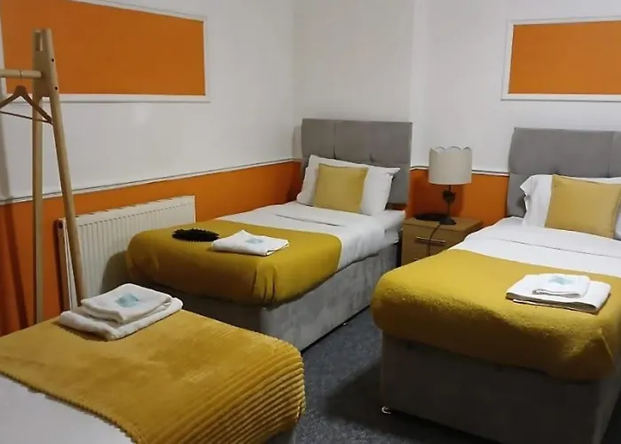 Big House In 4 Contractors Leeds (West Yorkshire)